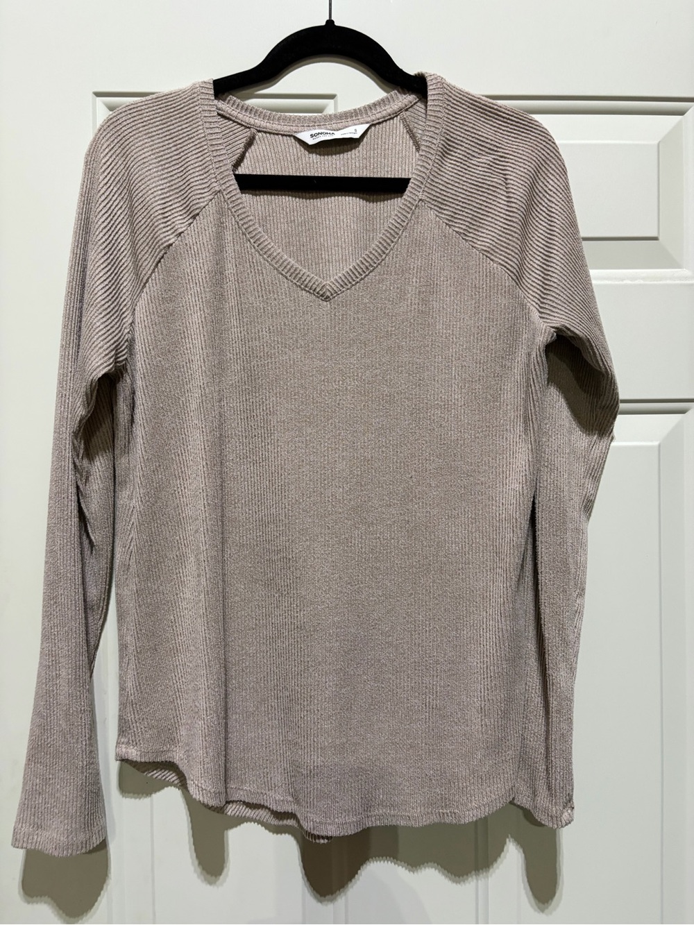Light Taupe V‑Neck Ribbed Long‑Sleeve Top SONOMA